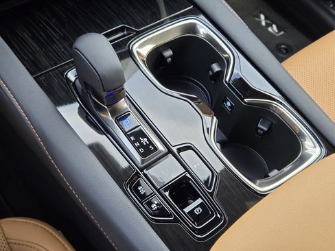 Certified 2026 Lexus RX 350h w/ Cold Area Package image 27