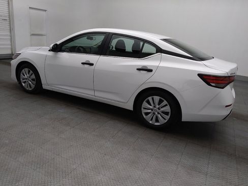 Used 2025 Nissan Sentra S image 3
