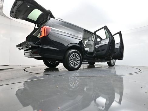 New 2026 Ford Expedition Max Platinum image 42