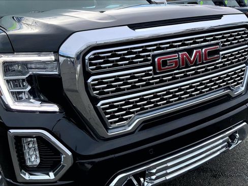 Used 2022 GMC Sierra 1500 Denali w/ Denali Premium Package image 27