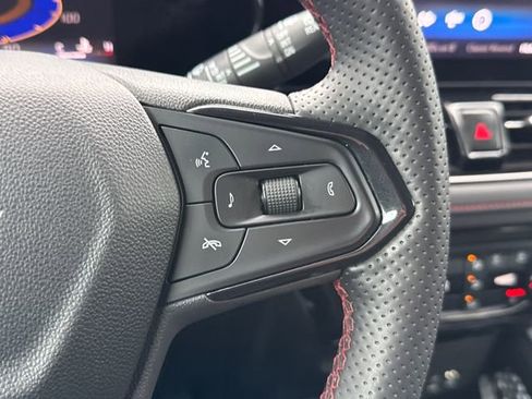 Used 2024 Chevrolet TrailBlazer RS w/ Convenience Package image 33