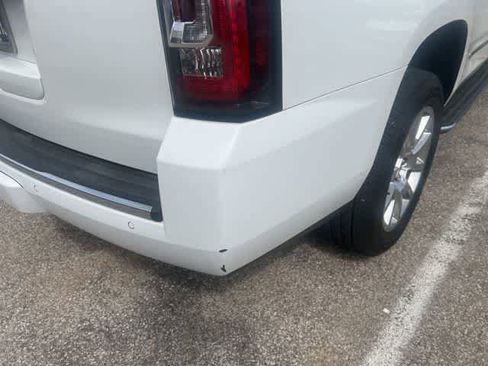 Used 2017 GMC Yukon Denali w/ Open Road Package image 12