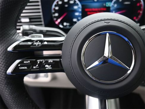 New 2026 Mercedes-Benz GLS 450 4MATIC image 15