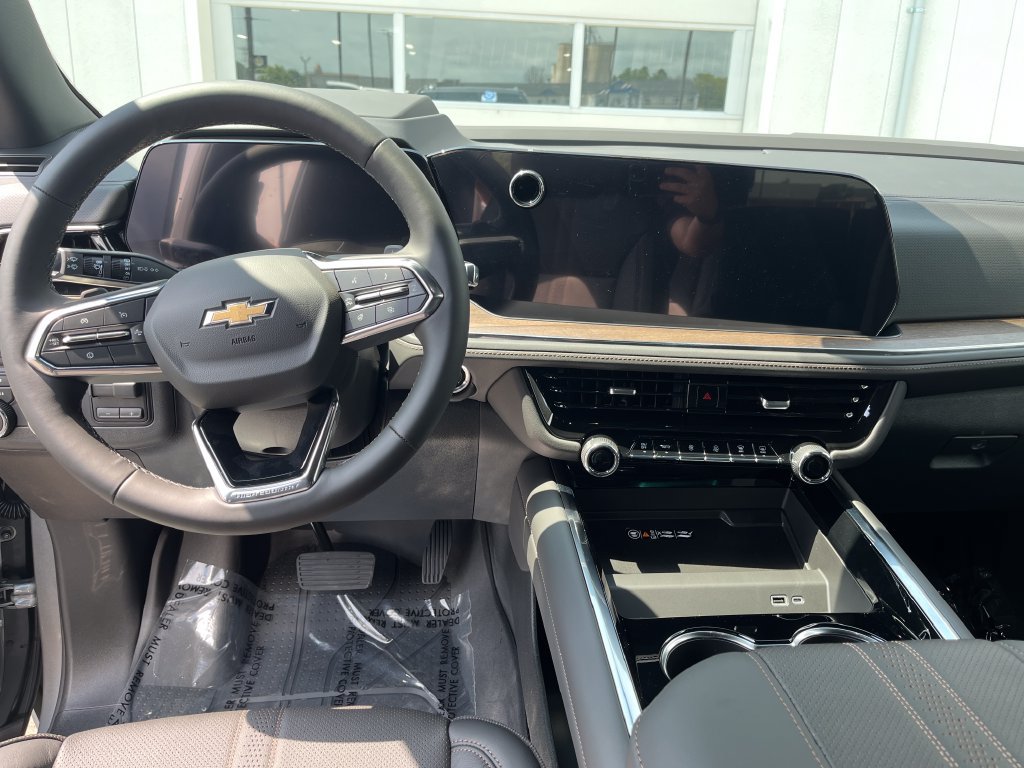 New 2026 Chevrolet Tahoe High Country w/ Sun And Tow Package AWD/4WD image 12