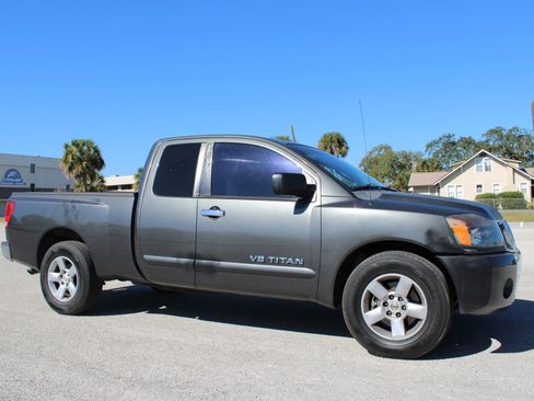 Used 2007 Nissan Titan SE image 19