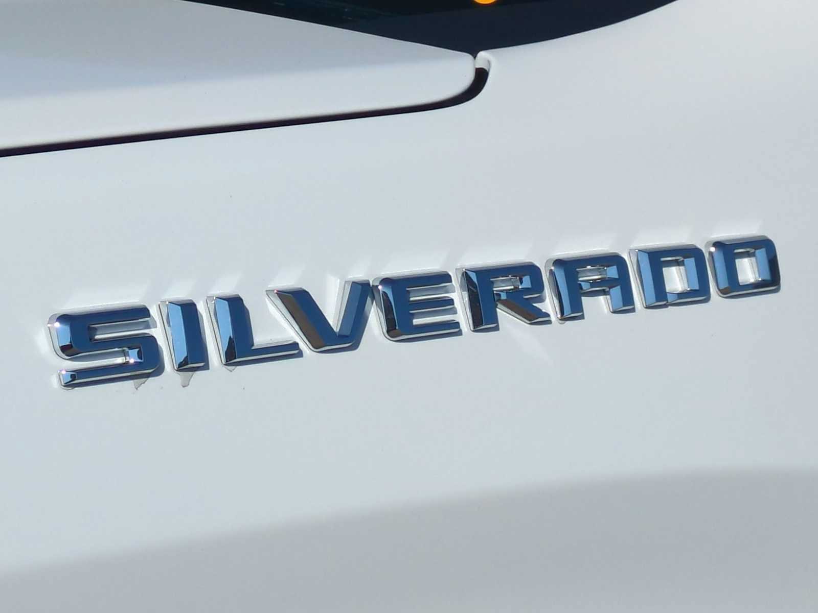 Used 2026 Chevrolet Silverado 1500 W/T RWD image 9