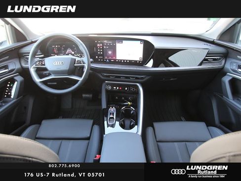 New 2025 Audi Q5 Premium Plus image 2