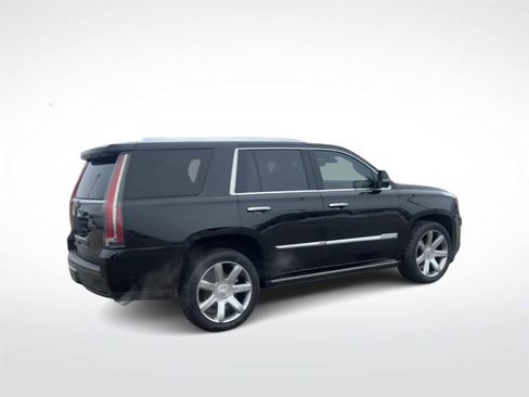Used 2016 Cadillac Escalade Premium image 9