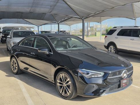 Used 2025 Mercedes-Benz CLA 250 CLA 250 image 3