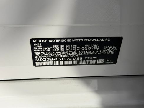 Used 2026 BMW X7 xDrive40i w/ M Sport Package image 21