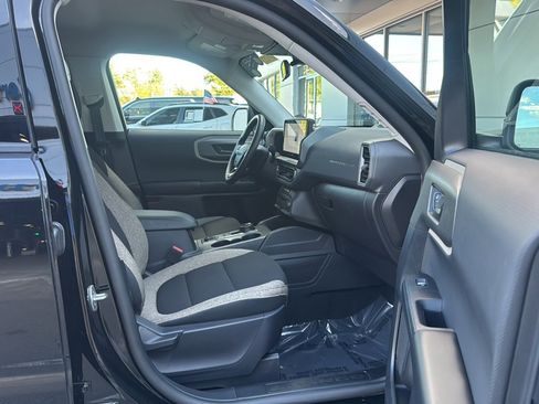 Used 2025 Ford Bronco Sport Big Bend w/ Convenience Package AWD/4WD image 14