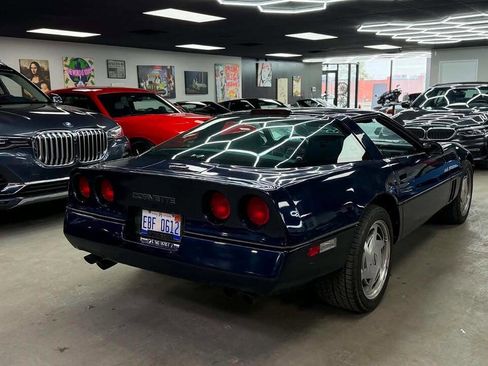 Used 1989 Chevrolet Corvette Coupe RWD image 7