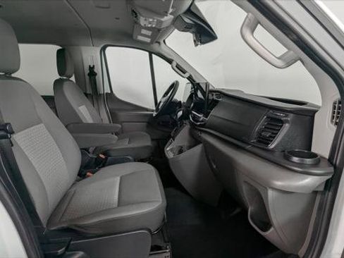 Used 2023 Ford Transit 350 XLT image 22