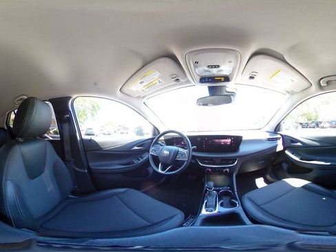 Used 2025 Buick Encore GX Preferred FWD image 41