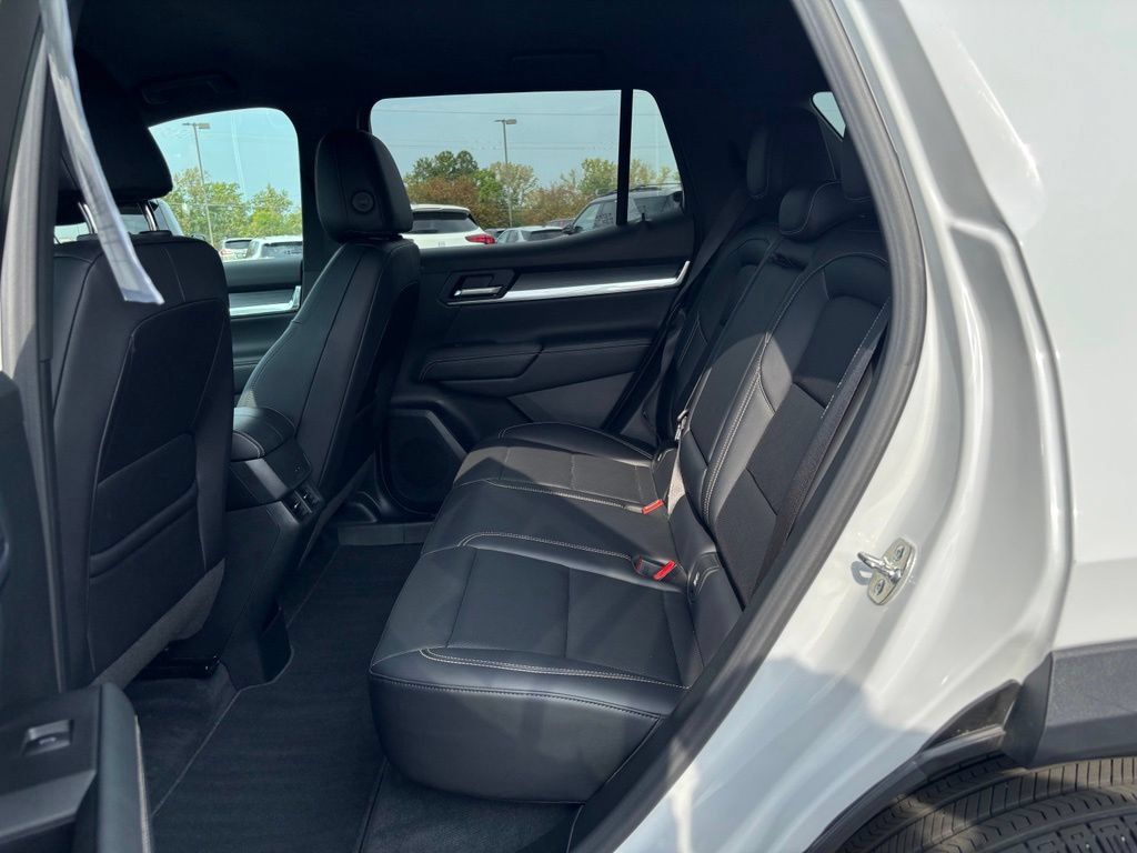 Used 2026 GMC Terrain Elevation w/ Elevation Premium Package AWD/4WD image 17