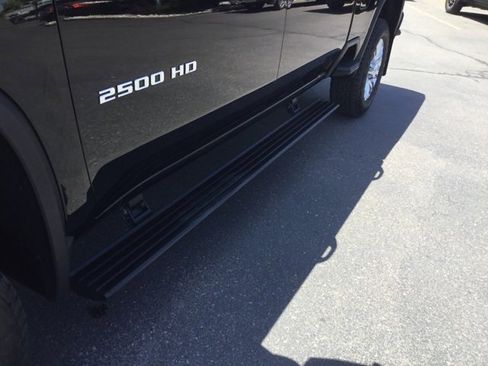 Used 2023 Chevrolet Silverado 2500 High Country w/ Z71 Off-Road Package image 12