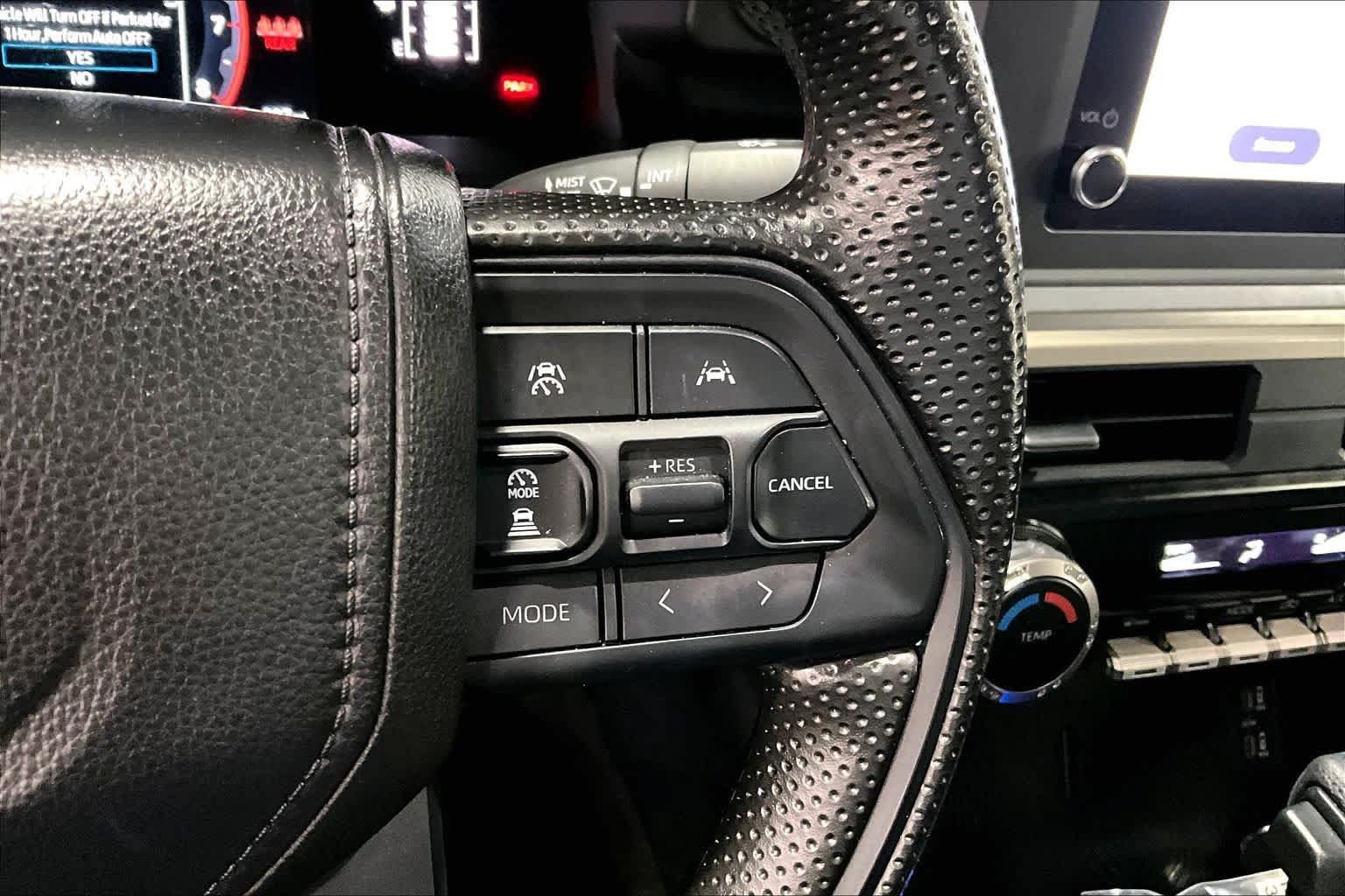 Certified 2025 Toyota Tacoma SR5 AWD/4WD image 23