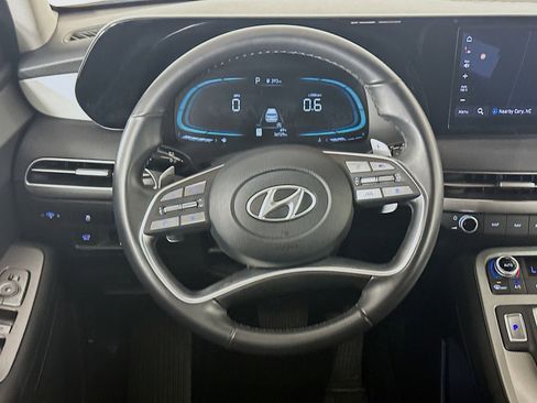 Used 2025 Hyundai Palisade SEL image 18