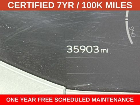 Used 2024 Toyota Prius LE FWD image 28