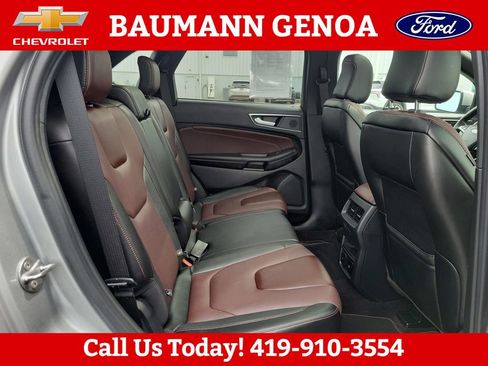 Used 2020 Ford Edge Titanium w/ Equipment Group 301A AWD/4WD image 14