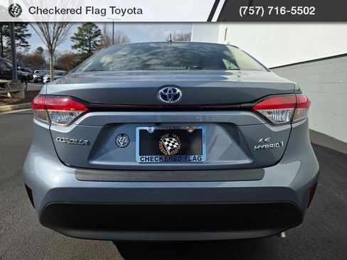 Used 2023 Toyota Corolla LE image 6