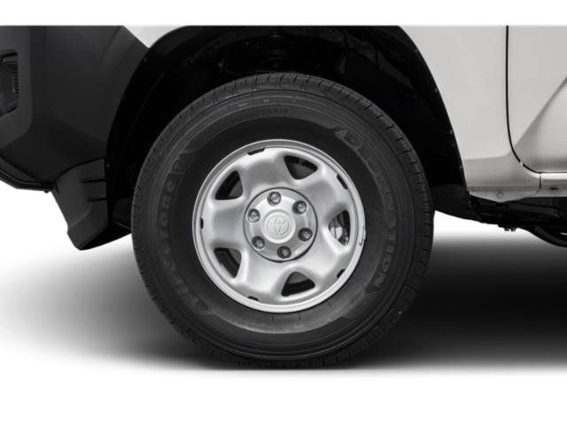 Used 2018 Toyota Tacoma SR RWD image 7