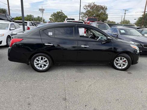 Used 2017 Nissan Versa SV w/ SV Special Edition Package FWD image 6