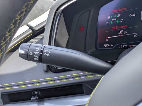 Used 2021 Chevrolet Corvette Stingray Premium Cpe w/ Z51 Performance Package RWD image 23