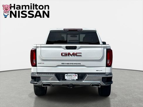 Used 2022 GMC Sierra 1500 SLT w/ SLT Premium Package AWD/4WD image 3