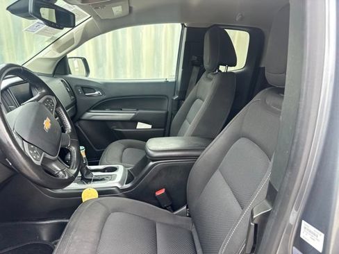 Used 2021 Chevrolet Colorado LT w/ Fleet Safety Package RWD image 8