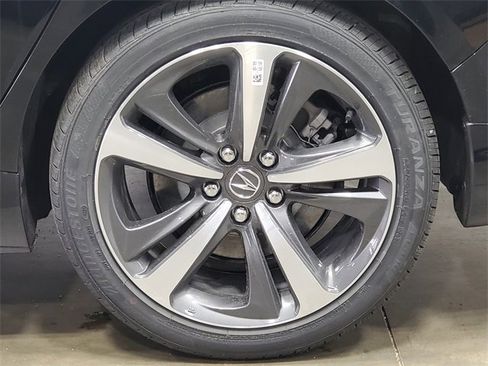 Used 2025 Acura TLX w/ Technology Package image 9