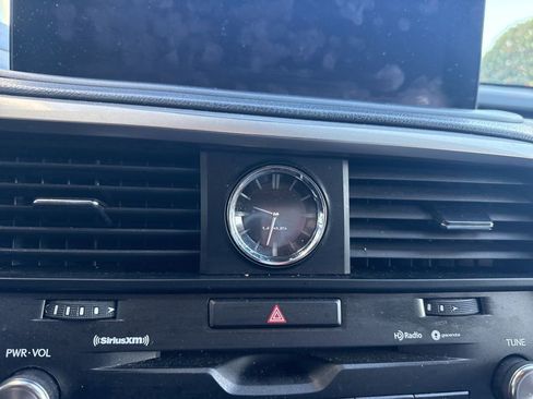 Used 2022 Lexus RX 350L 350L image 24