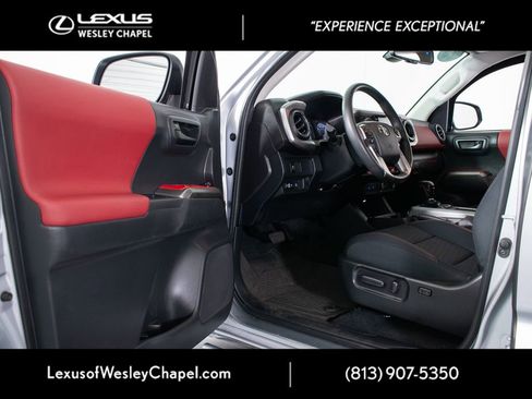 Used 2023 Toyota Tacoma SR5 w/ Technology Package AWD/4WD image 18