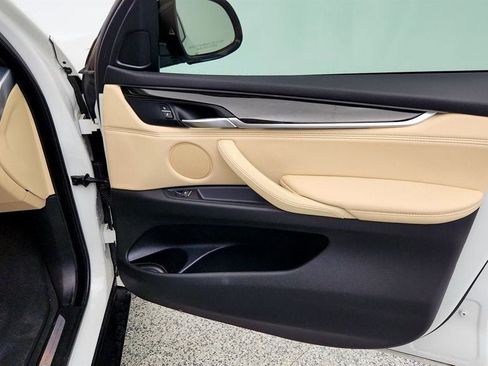 Used 2018 BMW X5 xDrive40e image 27