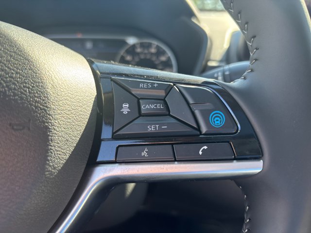 Used 2025 Nissan Altima 2.5 SV w/ SV Premium Package FWD image 26