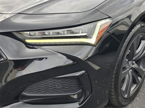 Used 2022 Acura TLX w/ A-SPEC Pkg image 9
