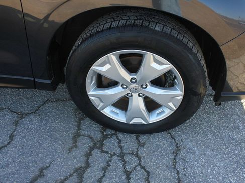 Used 2015 Subaru Forester 2.5i Limited image 55