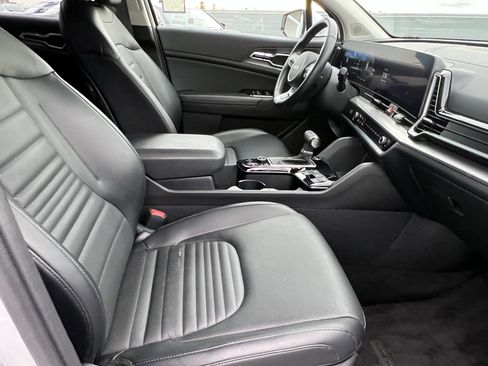Certified 2024 Kia Sportage SX image 13
