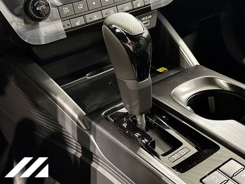 New 2026 Subaru Outback Limited image 17