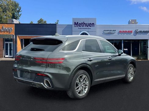 Used 2025 Genesis GV70 2.5T AWD/4WD image 5