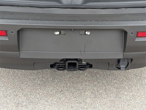 New 2025 Nissan Pathfinder SV w/ SV Premium Package image 34