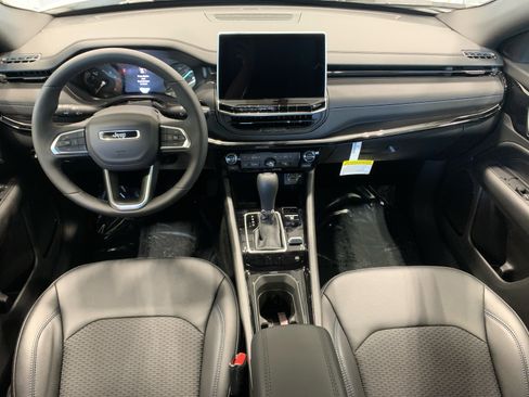 New 2026 Jeep Compass Latitude AWD/4WD image 14