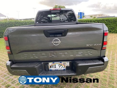 Used 2023 Nissan Frontier SV w/ Technology Package image 6