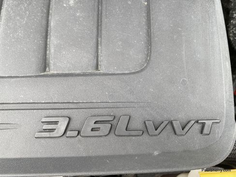 Used 2019 Dodge Grand Caravan SXT FWD image 8