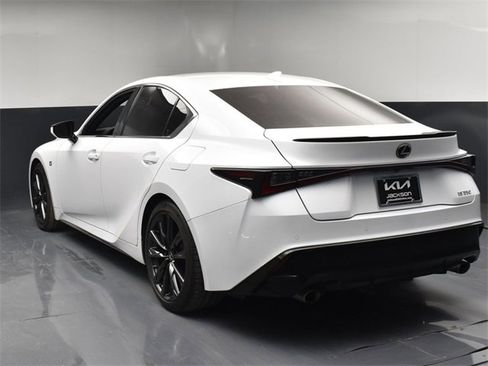 Used 2022 Lexus IS 350 F Sport image 6