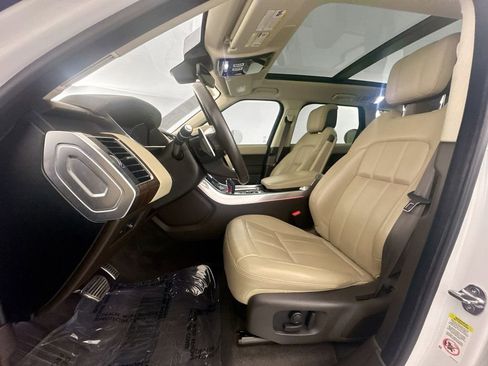 Certified 2021 Land Rover Range Rover Sport HSE Silver Edition image 20