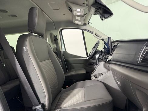 Used 2023 Ford Transit 350 XLT image 29