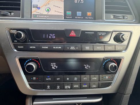 Used 2017 Hyundai Sonata Limited w/ Ultimate Package 02 image 13