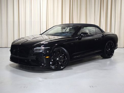 New 2025 Bentley Continental GTC image 1