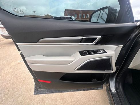 Used 2020 Kia Telluride S AWD/4WD image 13